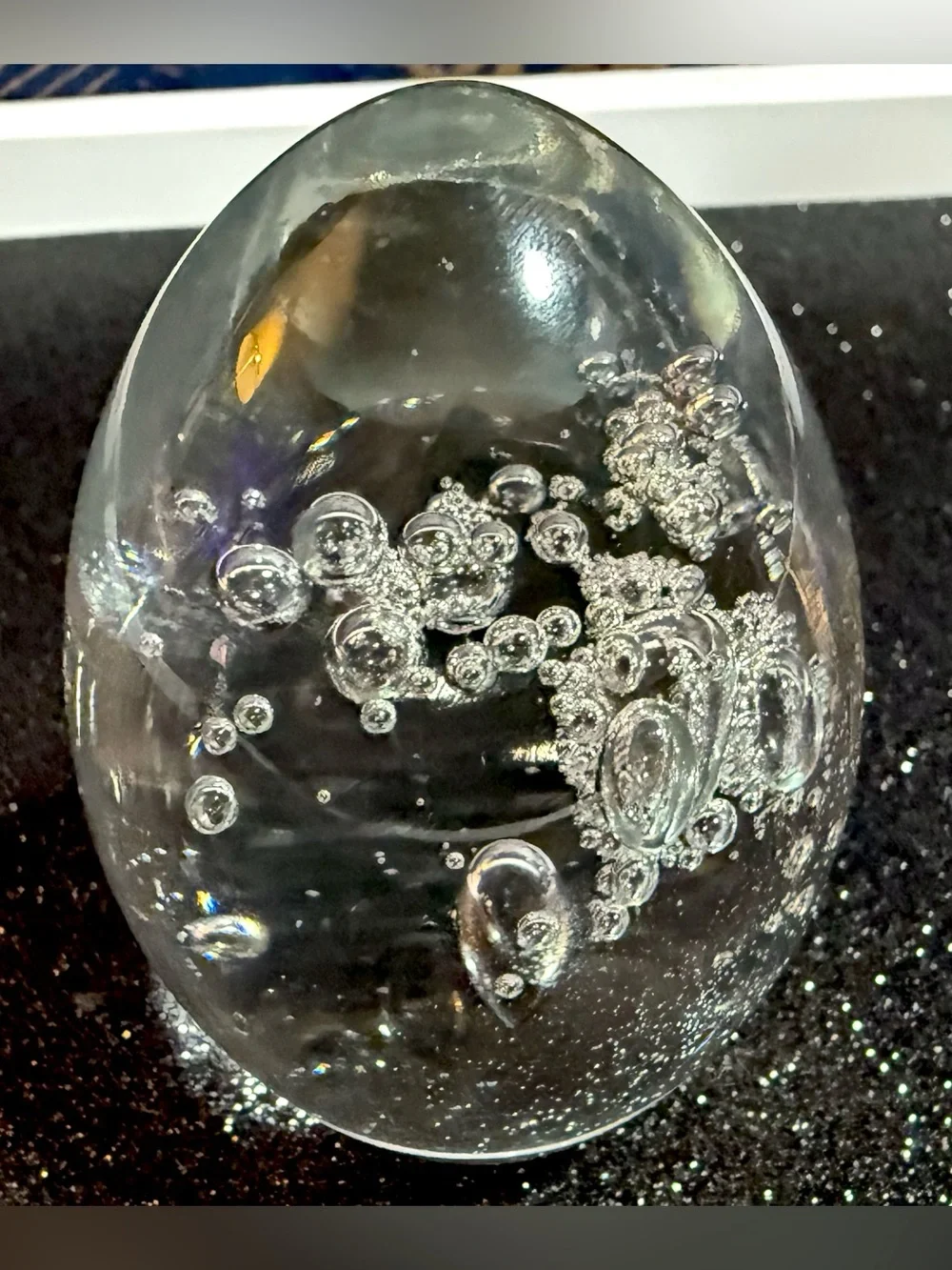 Vintage Hand Blown Art Glass Egg Paperweight Clear Bullicante Bubbles